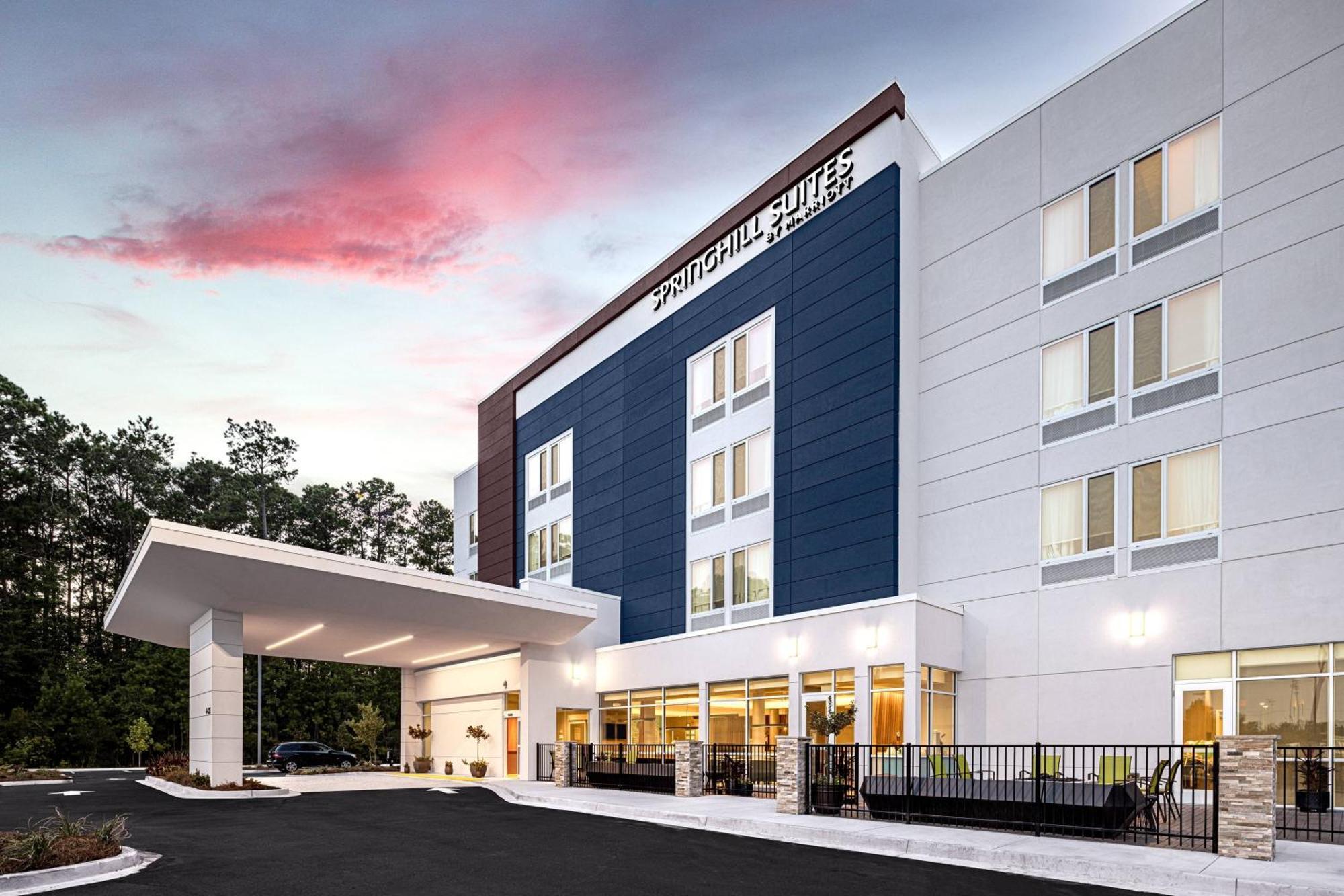 Springhill Suites By Marriott Savannah Ричмънд Хил Екстериор снимка